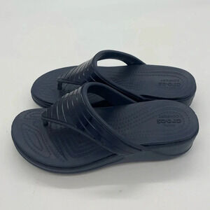 Crocs Monterey metallic wedge flip flops size 6 NEW